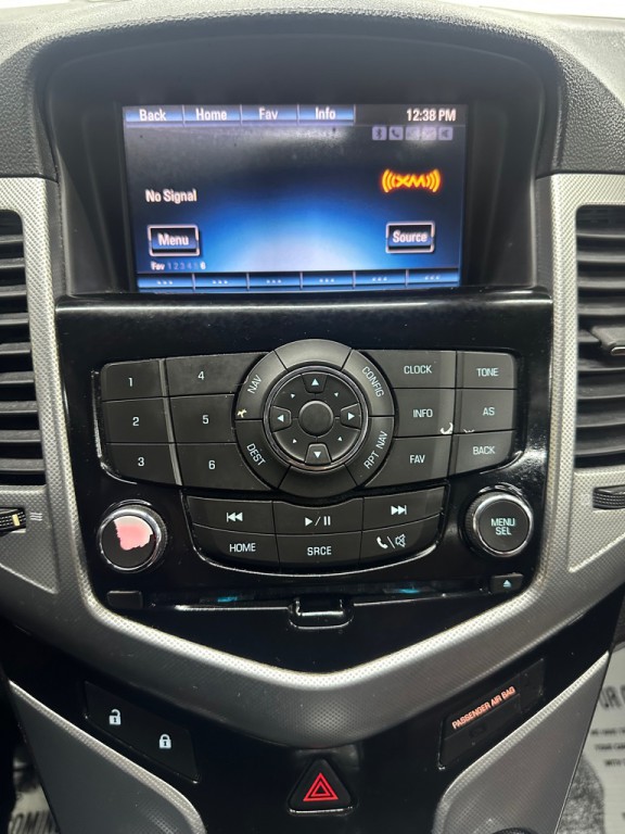 2012 Chevrolet Cruze Image 12