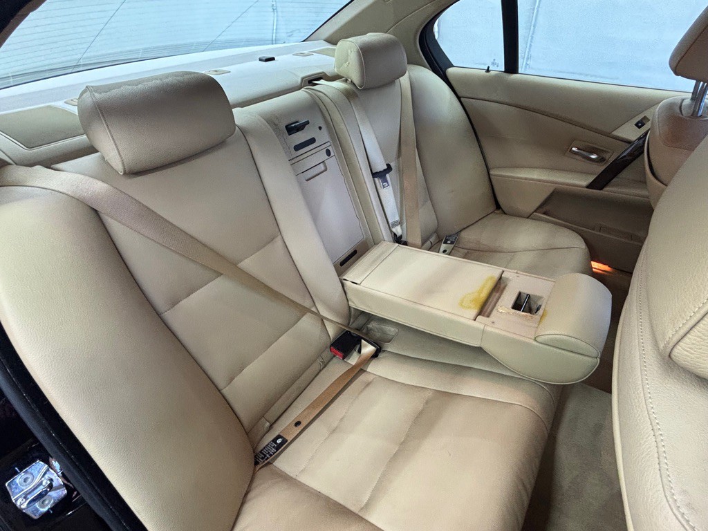 2004 BMW 5 Series Image 11