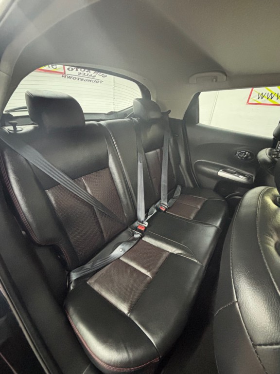 2011 Nissan Juke Image 6