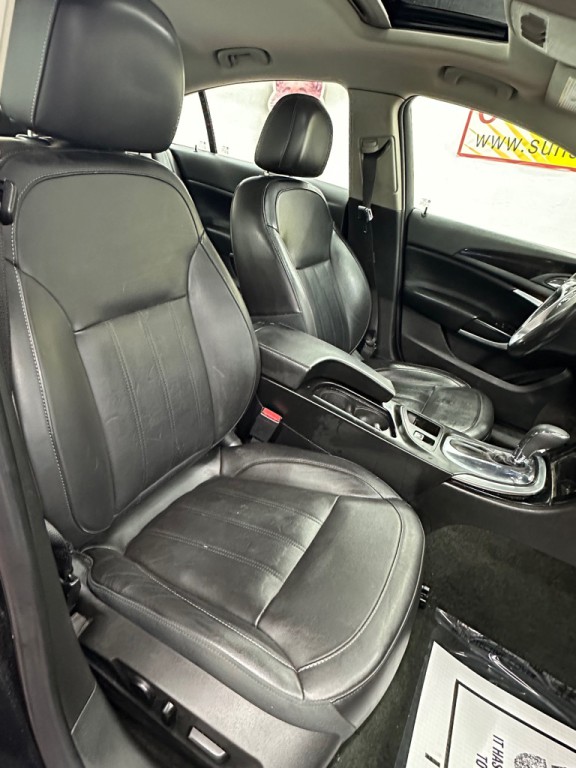 2012 Buick Regal Image 8