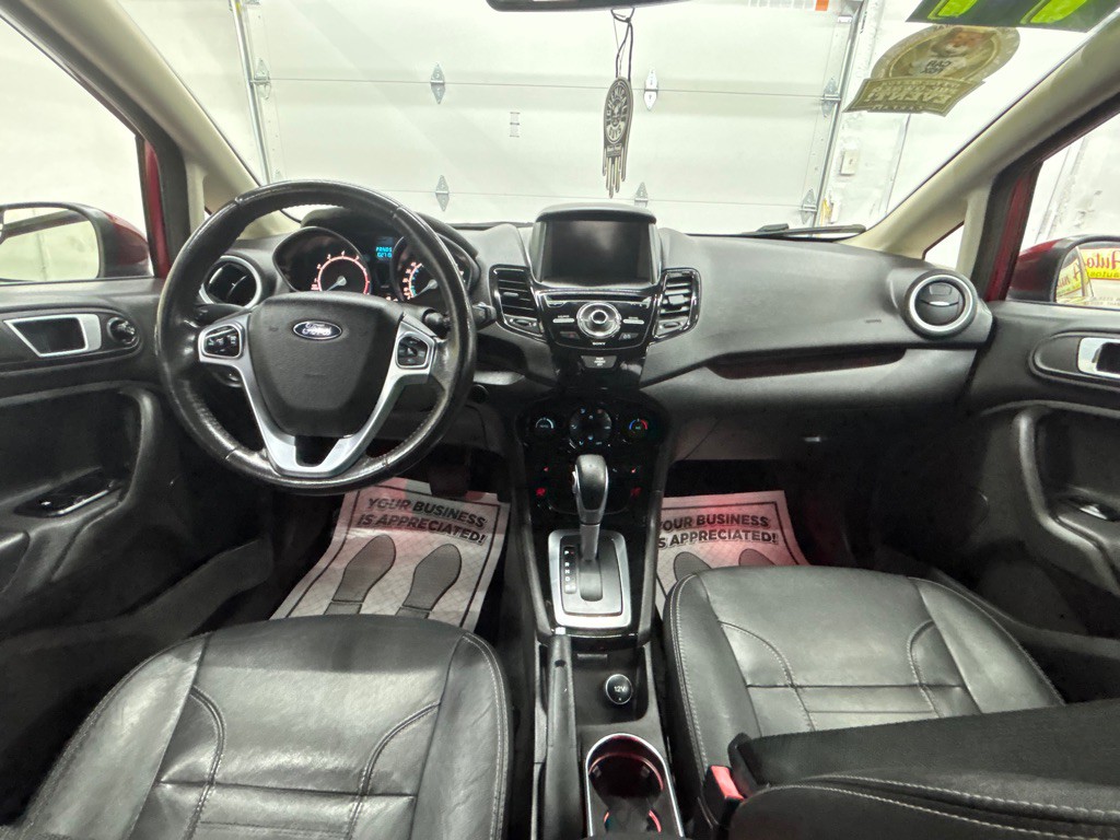 2014 Ford Fiesta Image 8