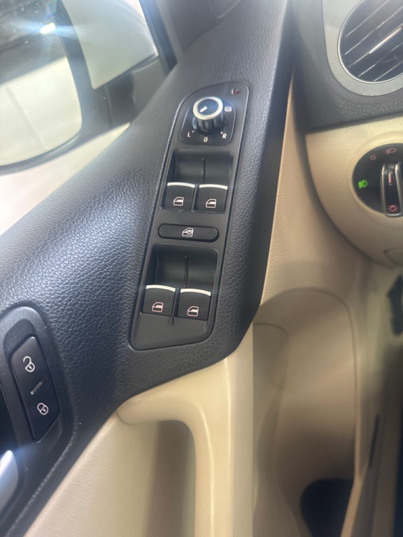 2014 Volkswagen Tiguan Image 24