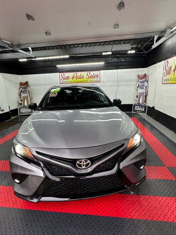 2020 Toyota Camry Image 2