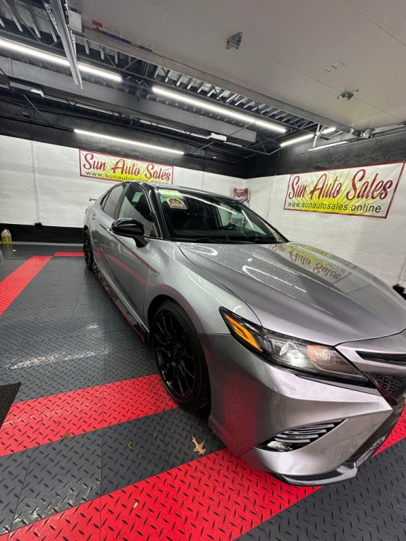 2020 Toyota Camry Image 3