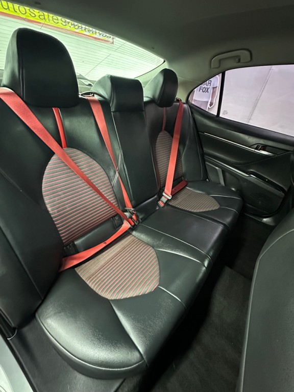 2020 Toyota Camry Image 15