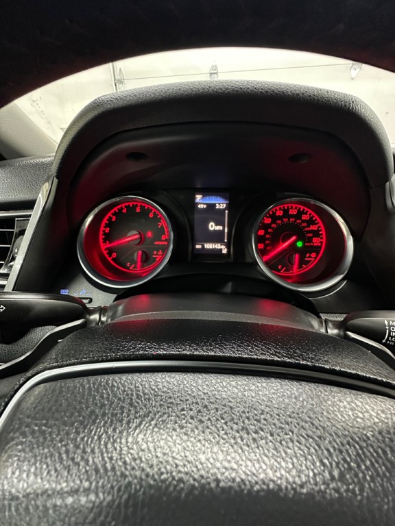 2020 Toyota Camry Image 18