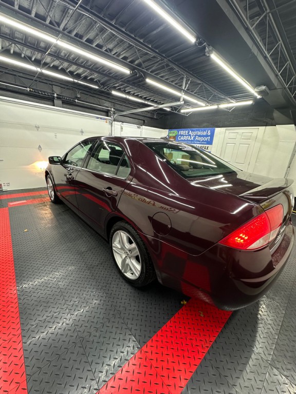 2011 Mercury Milan Image 7