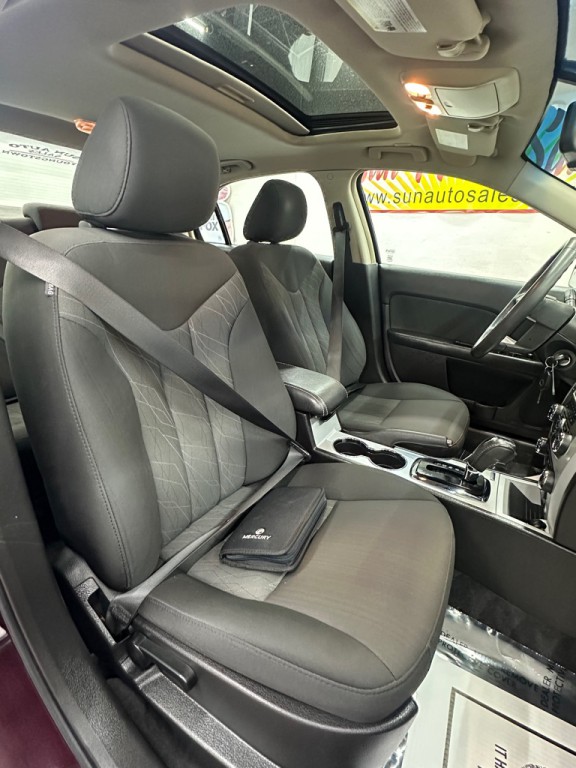 2011 Mercury Milan Image 10