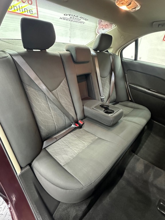 2011 Mercury Milan Image 11