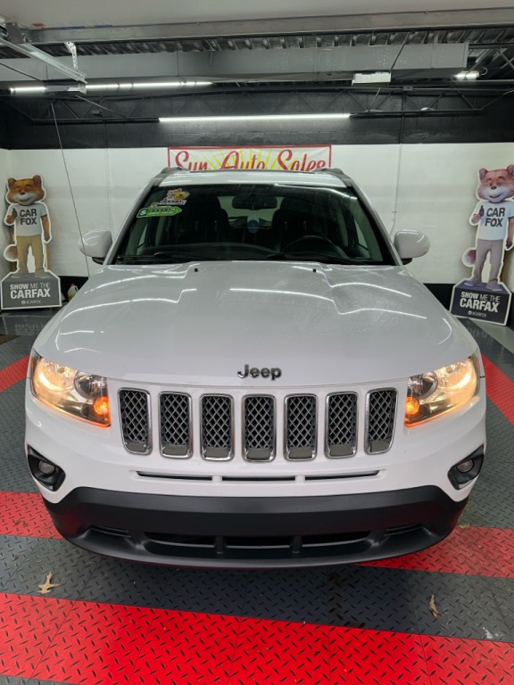 2017 Jeep Compass Image 1