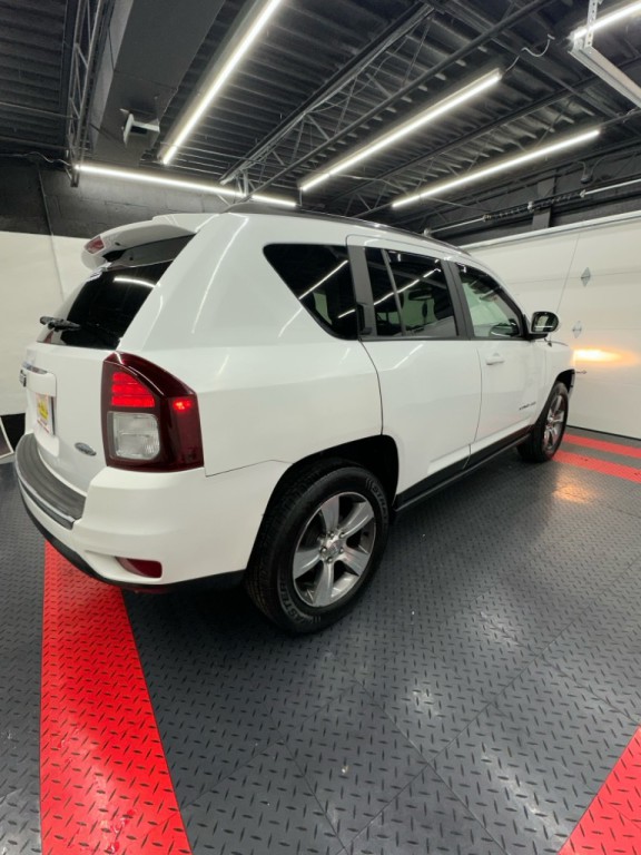 2017 Jeep Compass Image 5