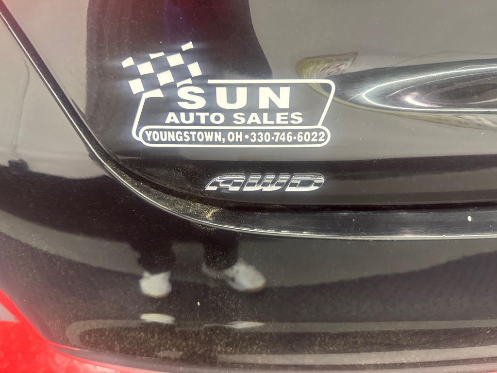 2015 Chrysler 200 Image 7