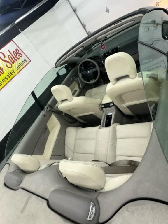 2008 Volvo C70 Image 4