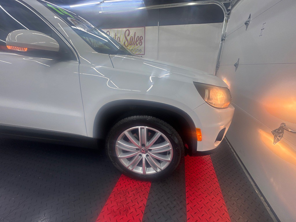 2014 Volkswagen Tiguan Image 11