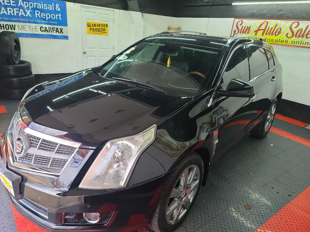 2010 Cadillac SRX Image 1