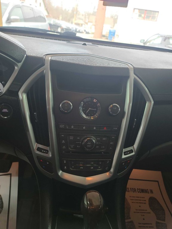 2010 Cadillac SRX Image 12