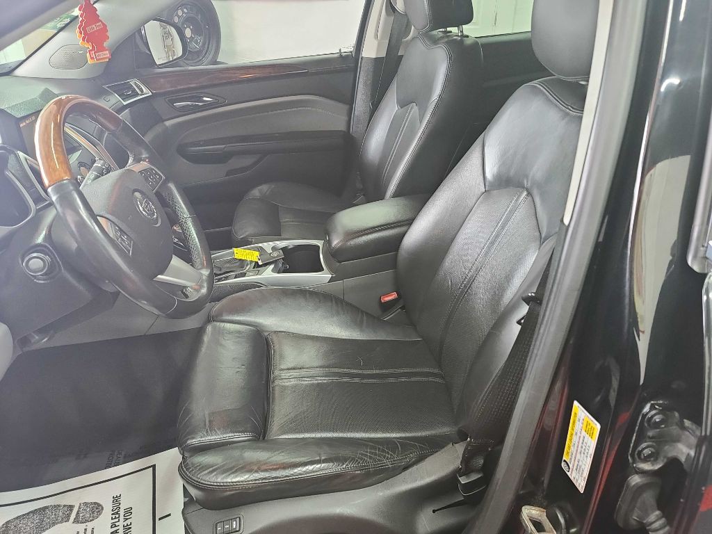 2010 Cadillac SRX Image 14