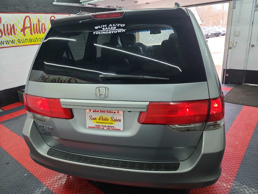 2010 Honda Odyssey Image 4