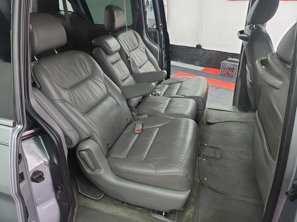 2010 Honda Odyssey Image 8