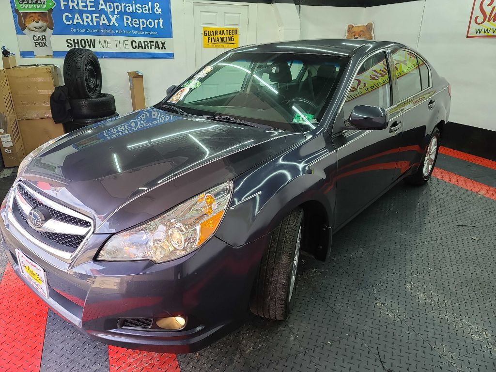 2012 Subaru Legacy Image 1