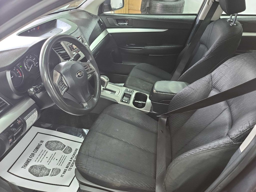 2012 Subaru Legacy Image 8
