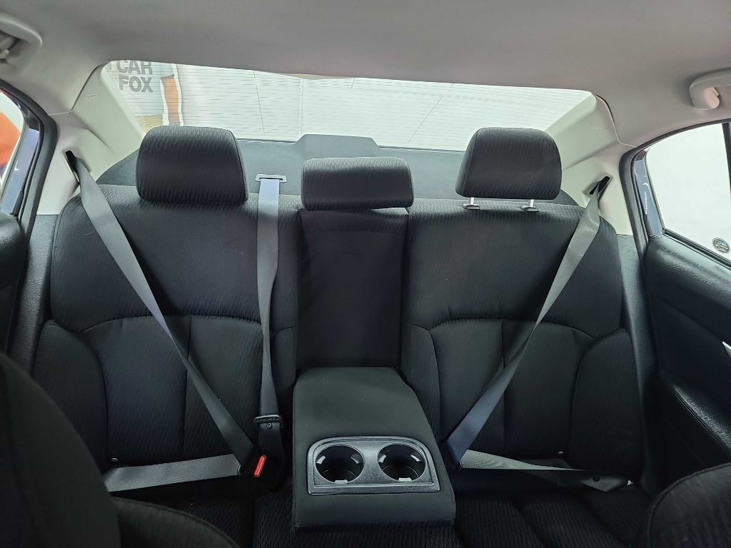 2012 Subaru Legacy Image 12