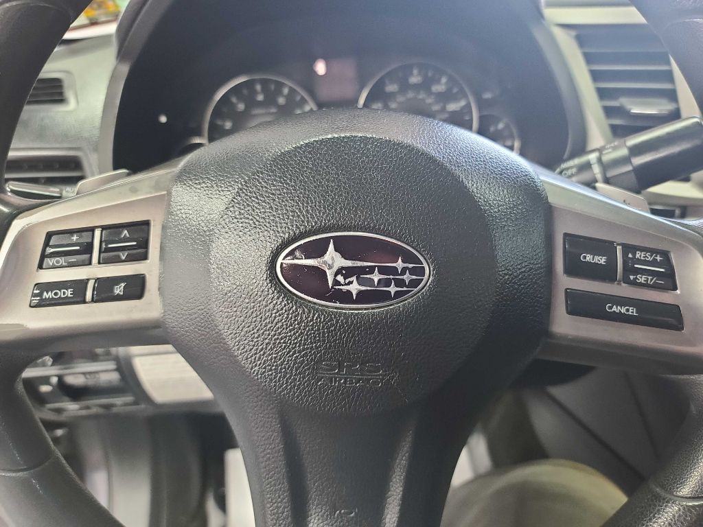2012 Subaru Legacy Image 16