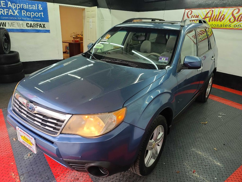 2010 Subaru Forester Image 2
