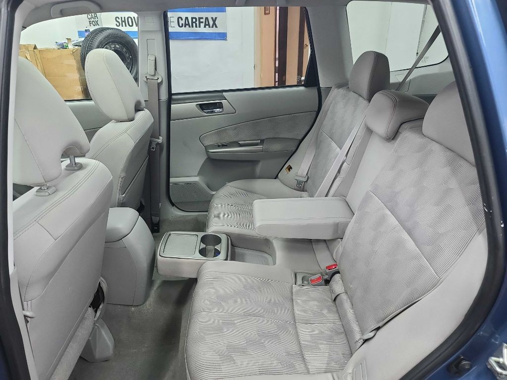 2010 Subaru Forester Image 7