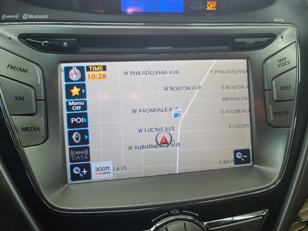 2013 Hyundai Elantra Image 16