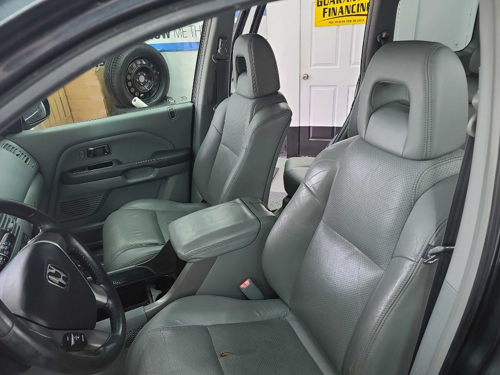 2004 Honda Pilot Image 9