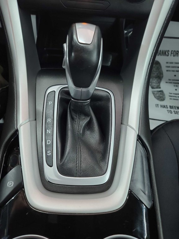 2013 Ford Fusion Image 16