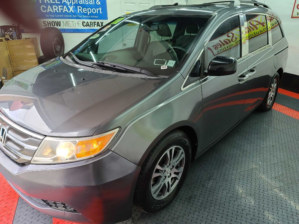 2012 Honda Odyssey Image 3