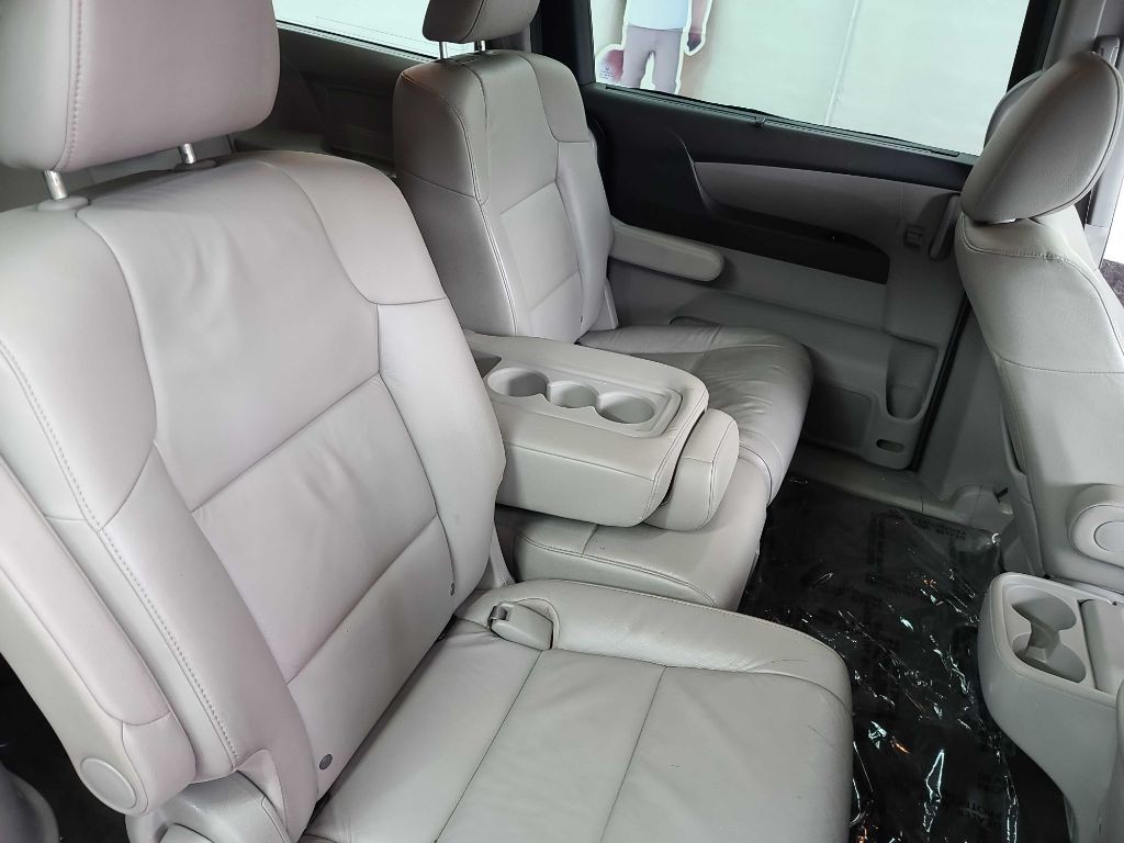 2012 Honda Odyssey Image 7