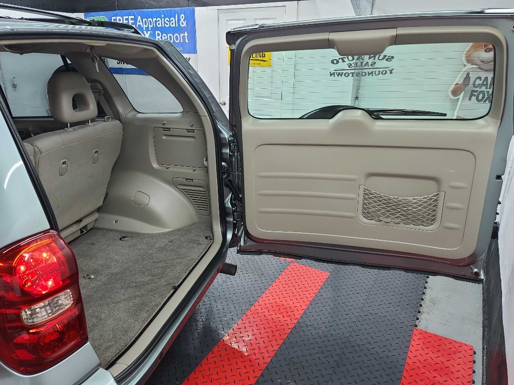 2005 Toyota Rav4 Image 18
