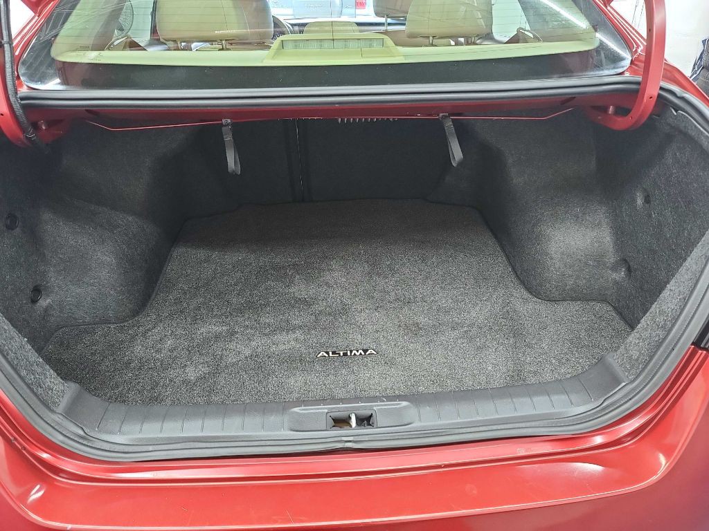 2013 Nissan Altima Image 6
