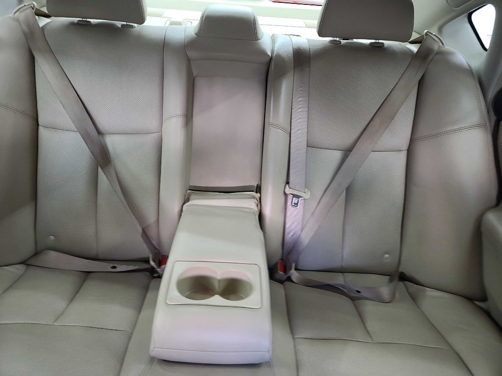2013 Nissan Altima Image 17