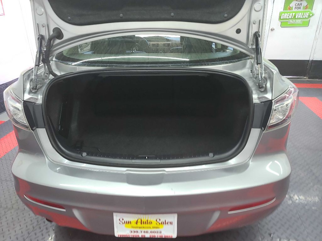 2012 Mazda Mazda3 Image 16