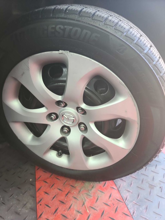 2012 Mazda Mazda3 Image 18