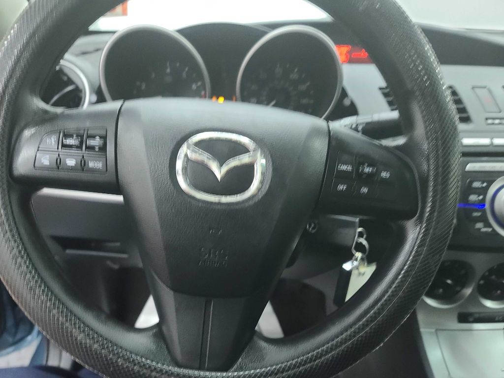 2010 Mazda Mazda3 Image 3