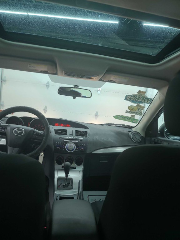 2010 Mazda Mazda3 Image 8