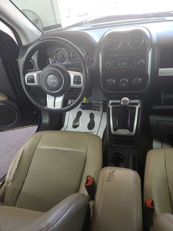 2015 Jeep Compass Image 14