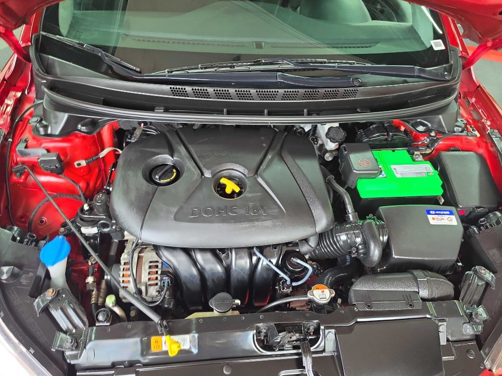 2016 Hyundai Elantra Image 20