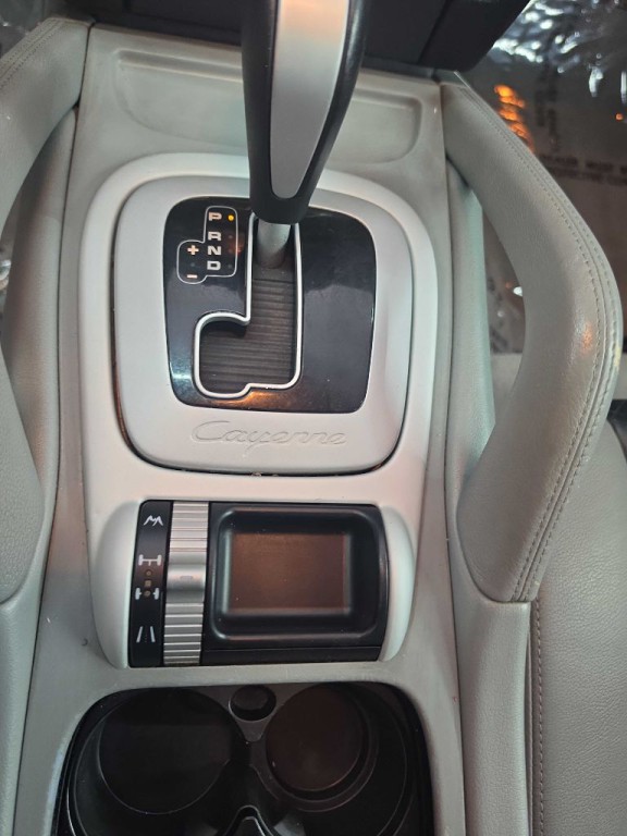 2006 Porsche Cayenne Image 15