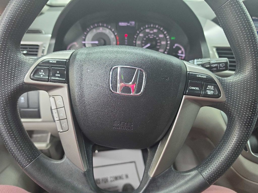 2016 Honda Odyssey Image 3