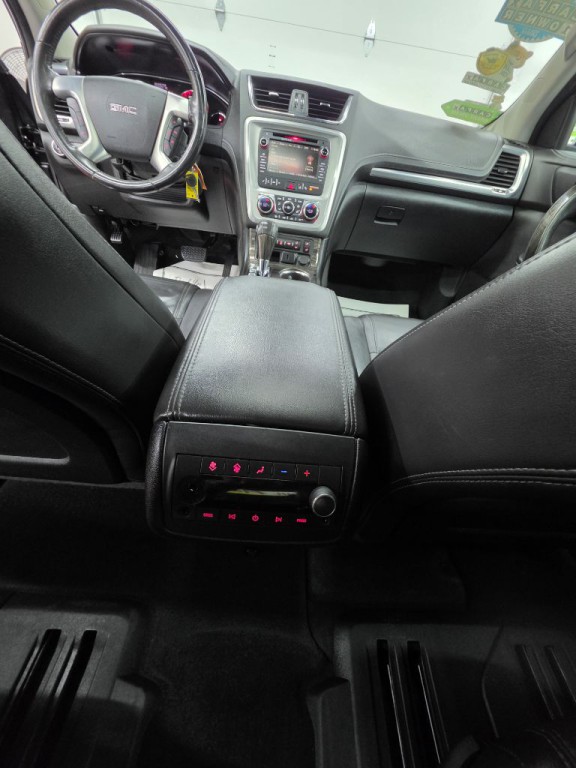 2016 GMC Acadia Image 8