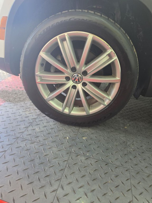 2014 Volkswagen Tiguan Image 25