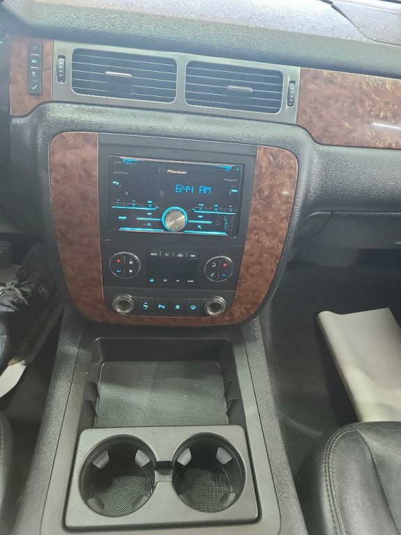 2007 Chevrolet Tahoe Image 14