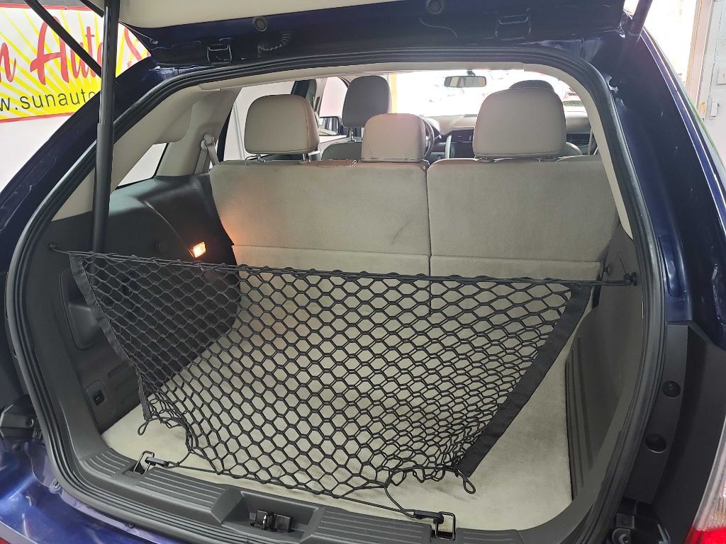 2011 Ford Edge Image 10