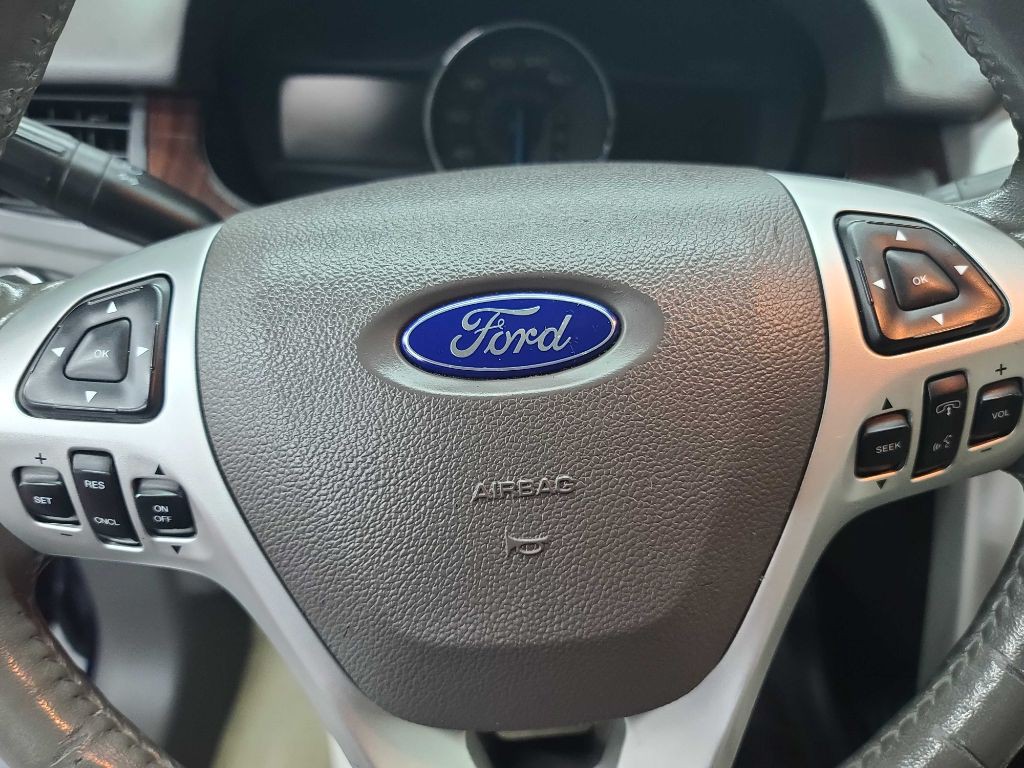 2011 Ford Edge Image 16